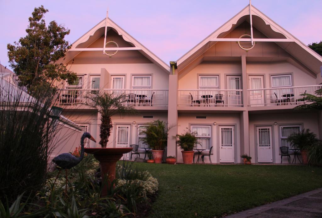 Quarry Lake Inn East London Ngoại thất bức ảnh