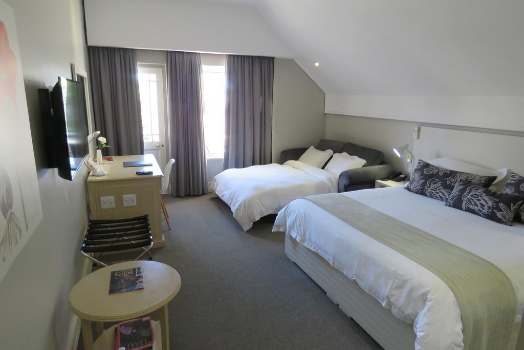 Quarry Lake Inn East London Ngoại thất bức ảnh