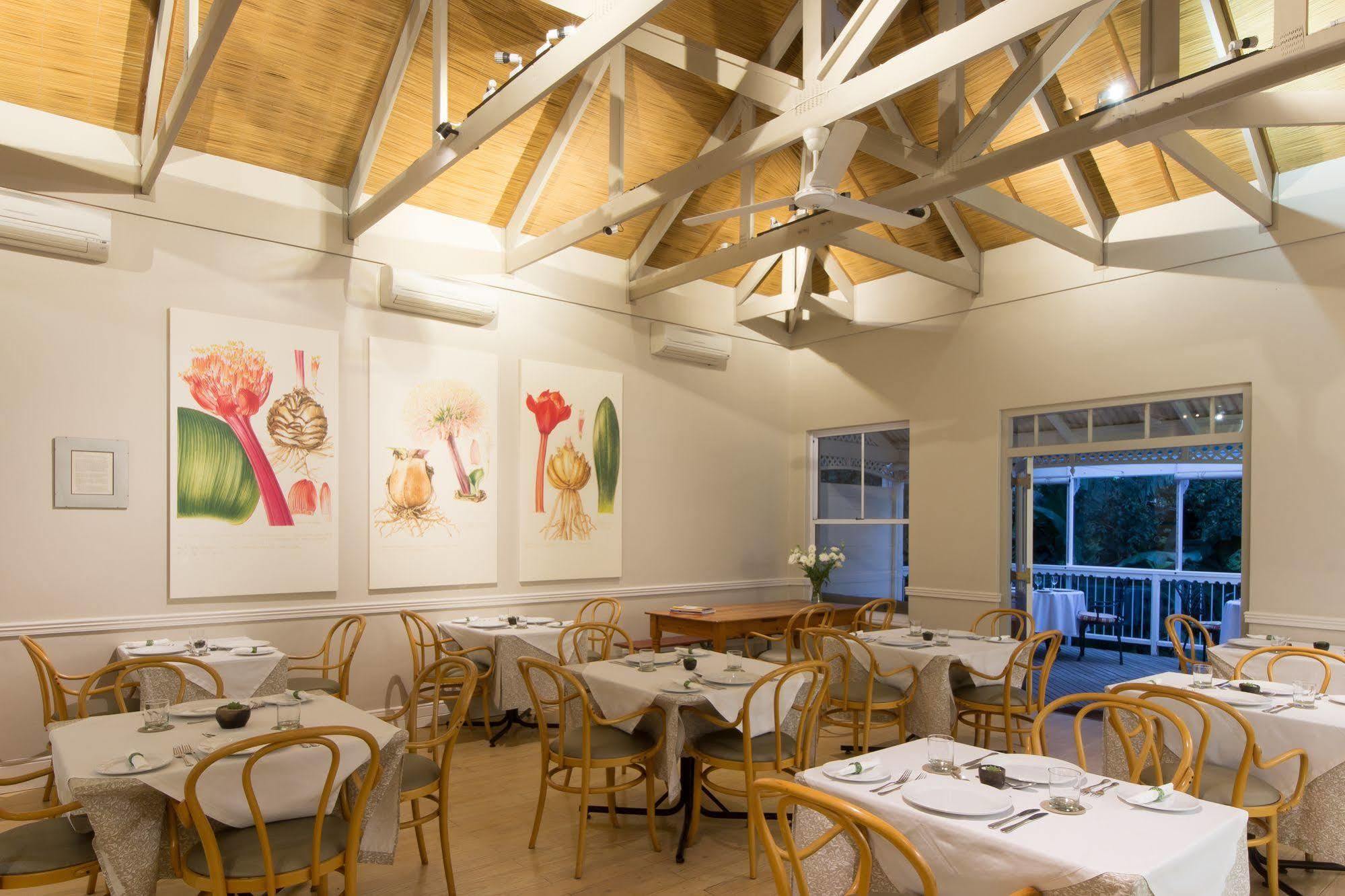 Quarry Lake Inn East London Ngoại thất bức ảnh