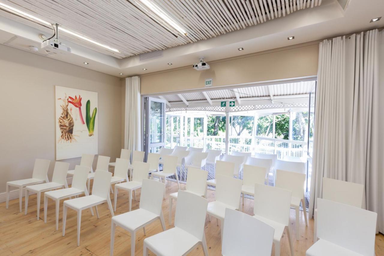 Quarry Lake Inn East London Ngoại thất bức ảnh