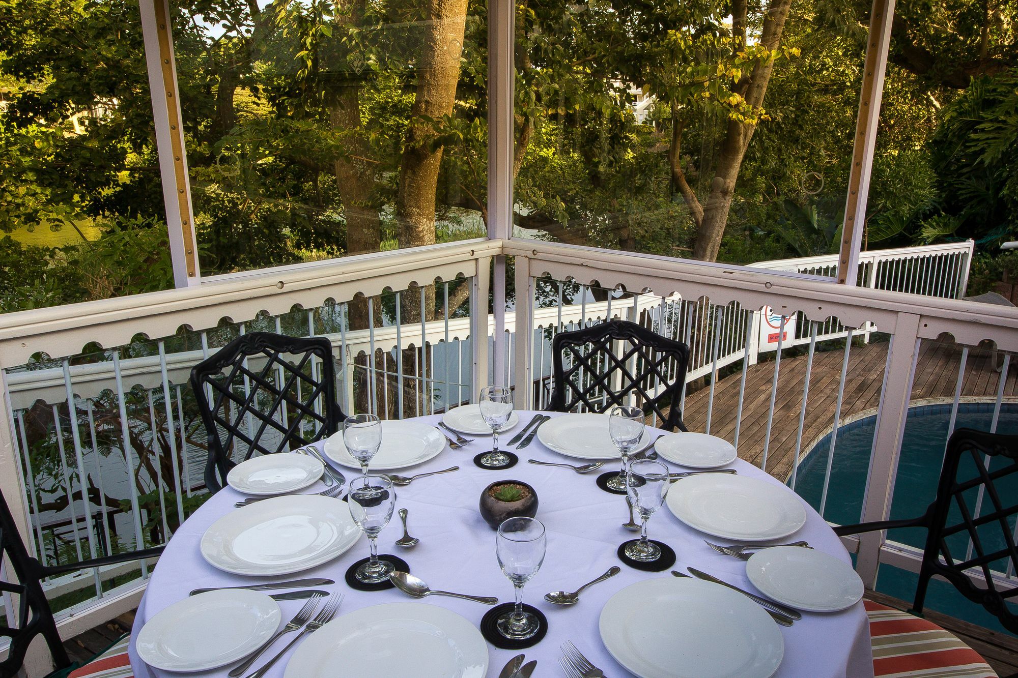 Quarry Lake Inn East London Ngoại thất bức ảnh